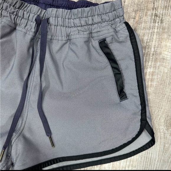 Lululemon Varsity Short - Picture 4 of 11